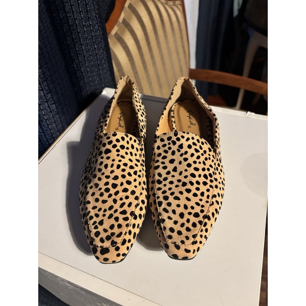 Animal Print Flats Quipped Size 6.5